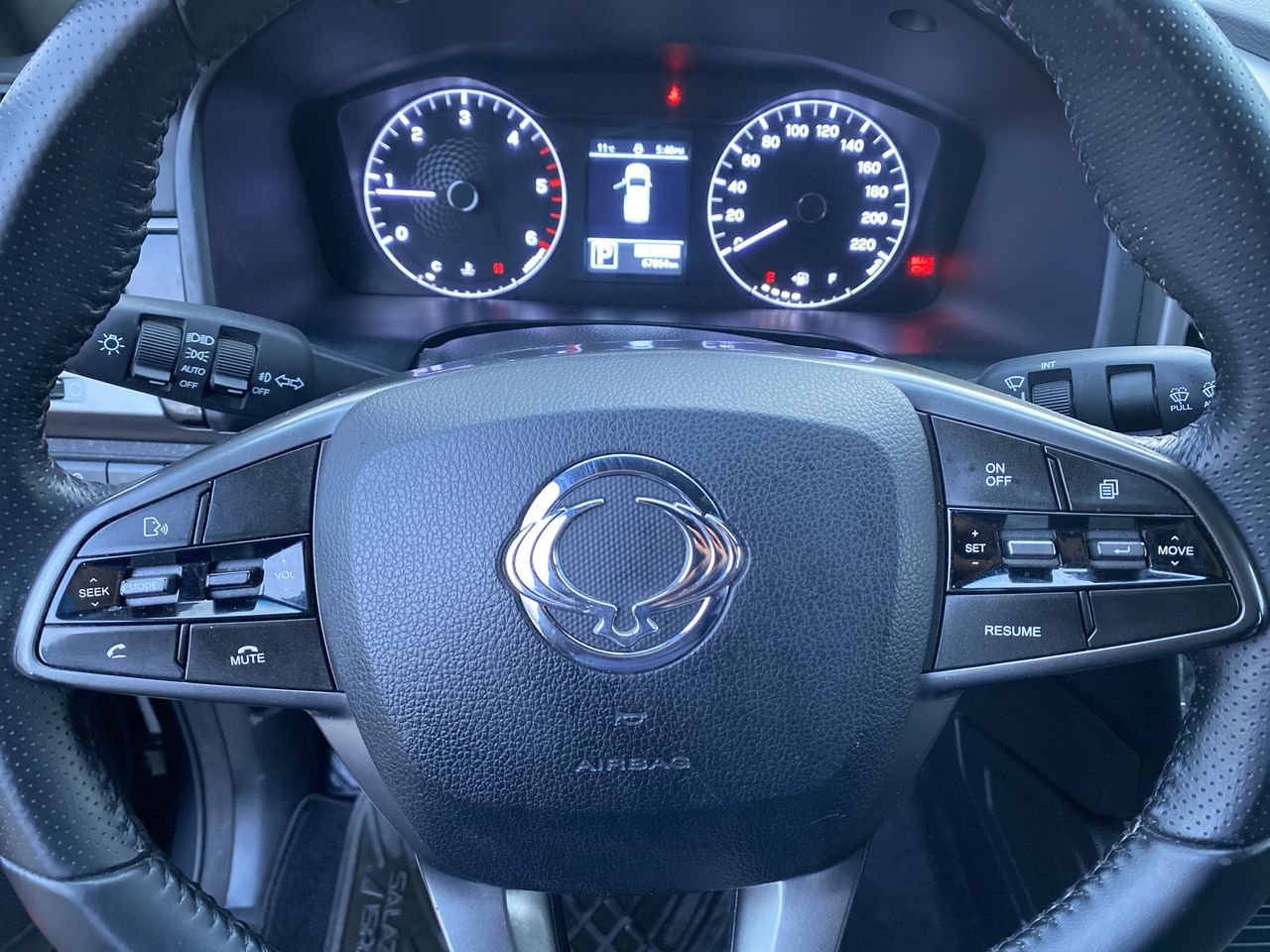 SSANGYONG - 25