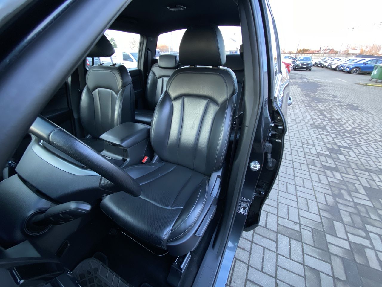 SSANGYONG - 23