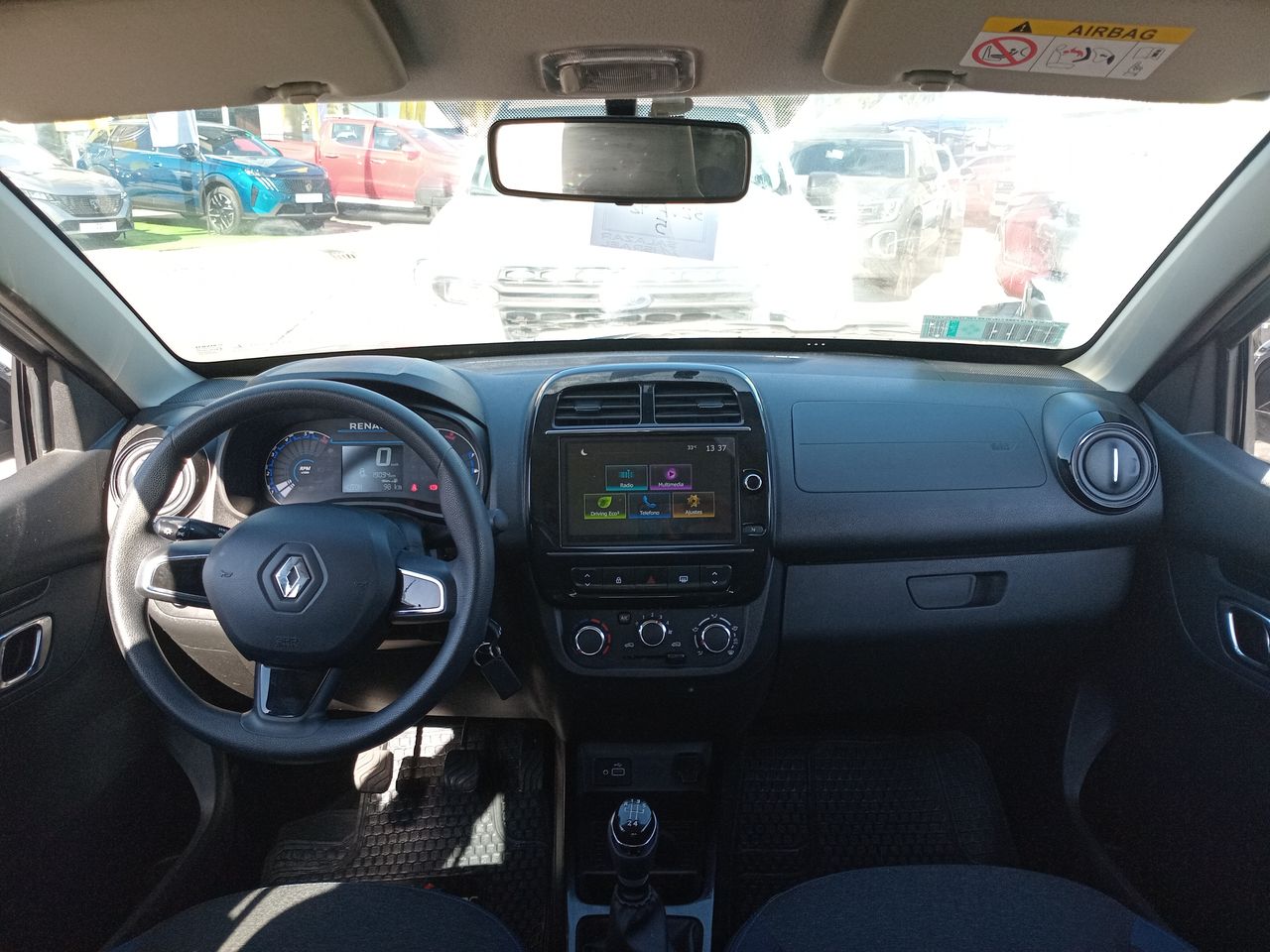 RENAULT - 9