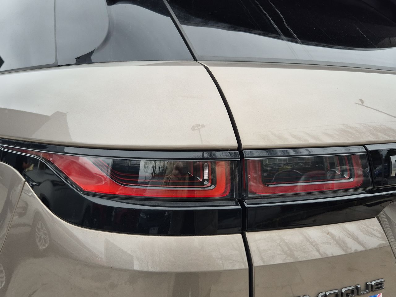 LAND ROVER - 21