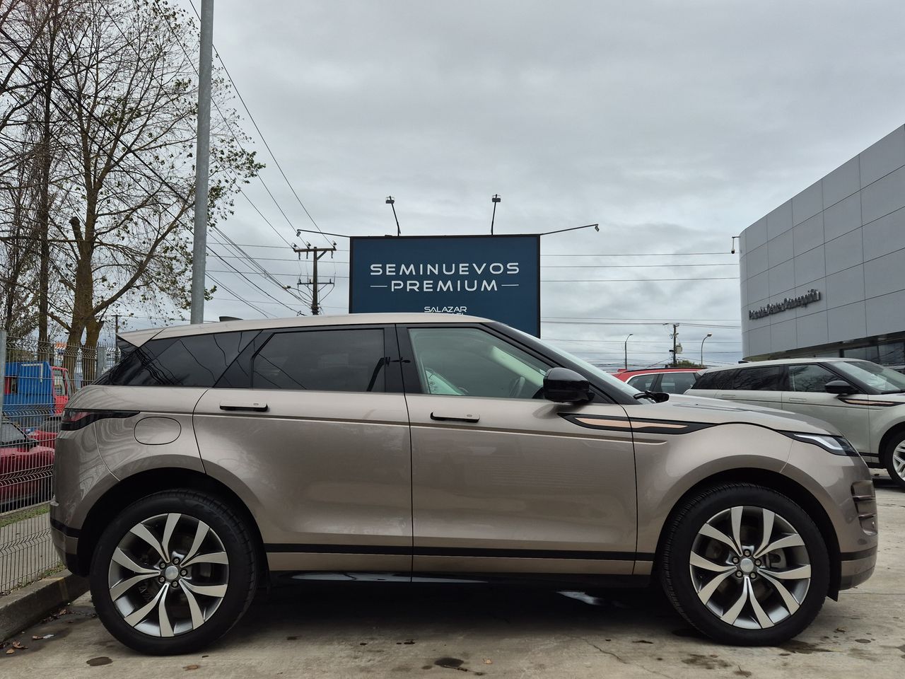 LAND ROVER - 8