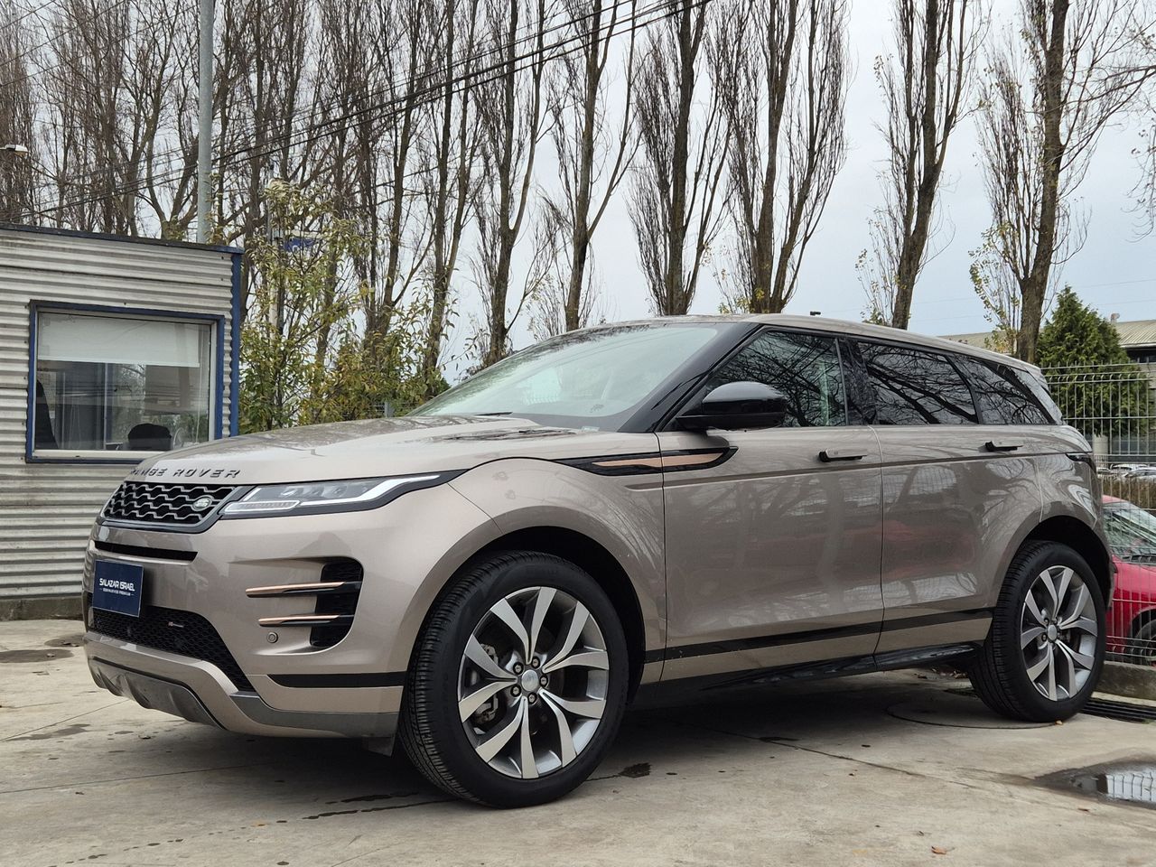 LAND ROVER - 3
