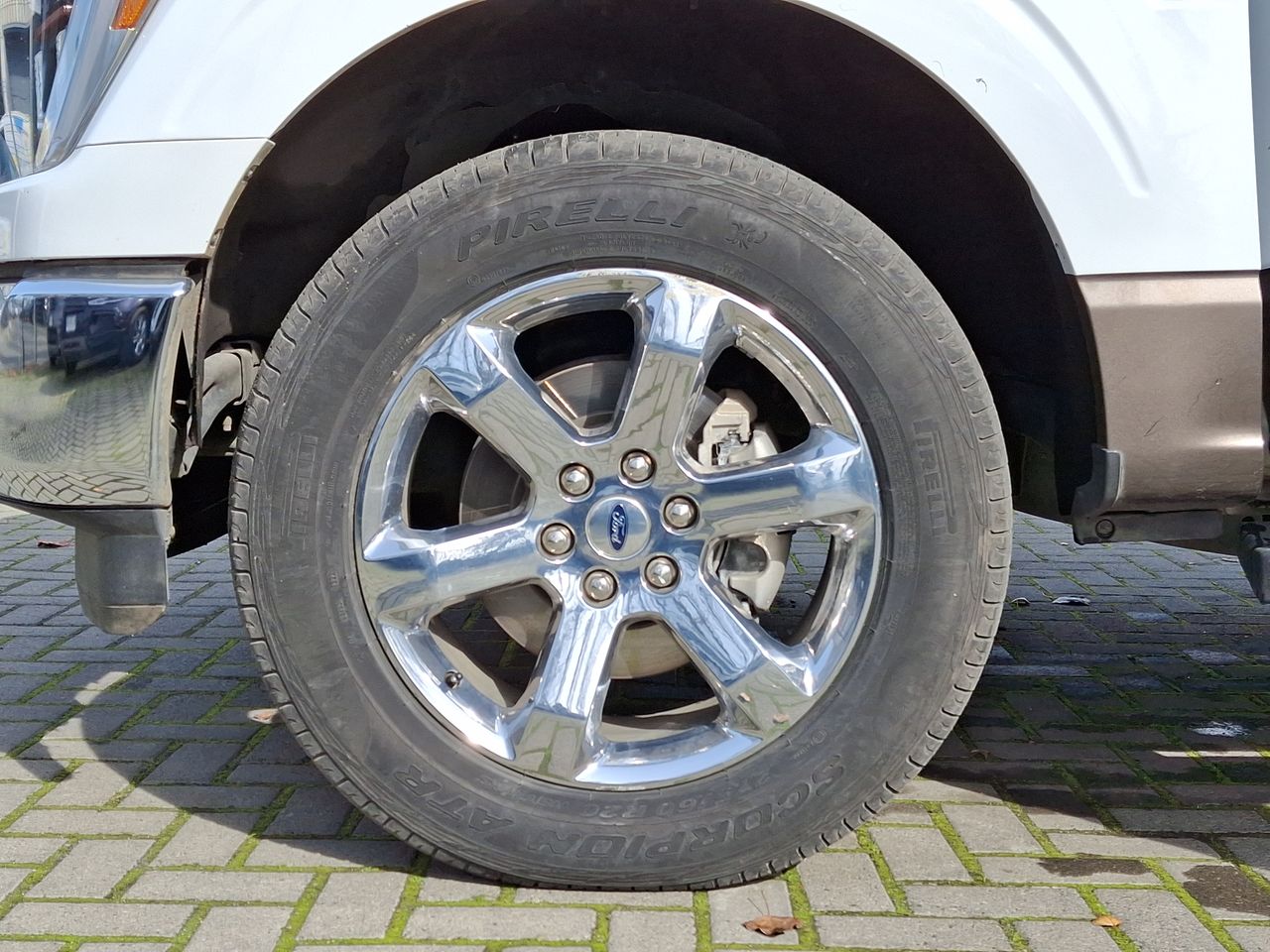 FORD - 17
