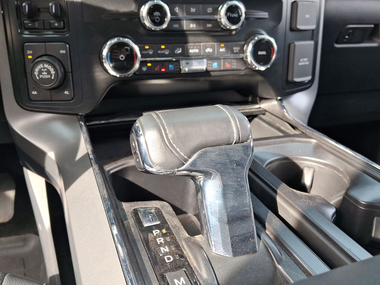 FORD - 25