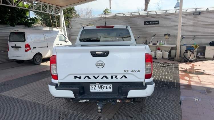 NISSAN - 5