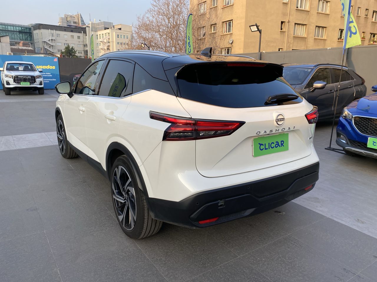 NISSAN - 5