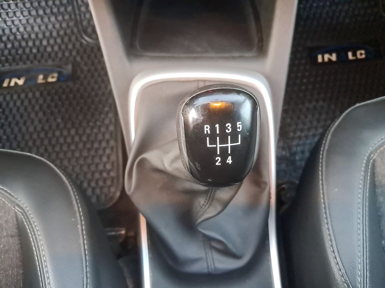 CHEVROLET - 30