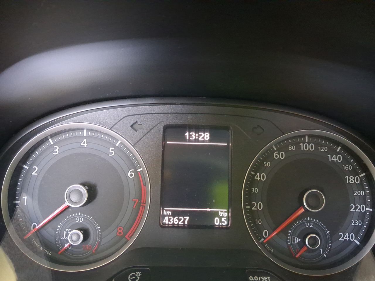 VOLKSWAGEN - 26
