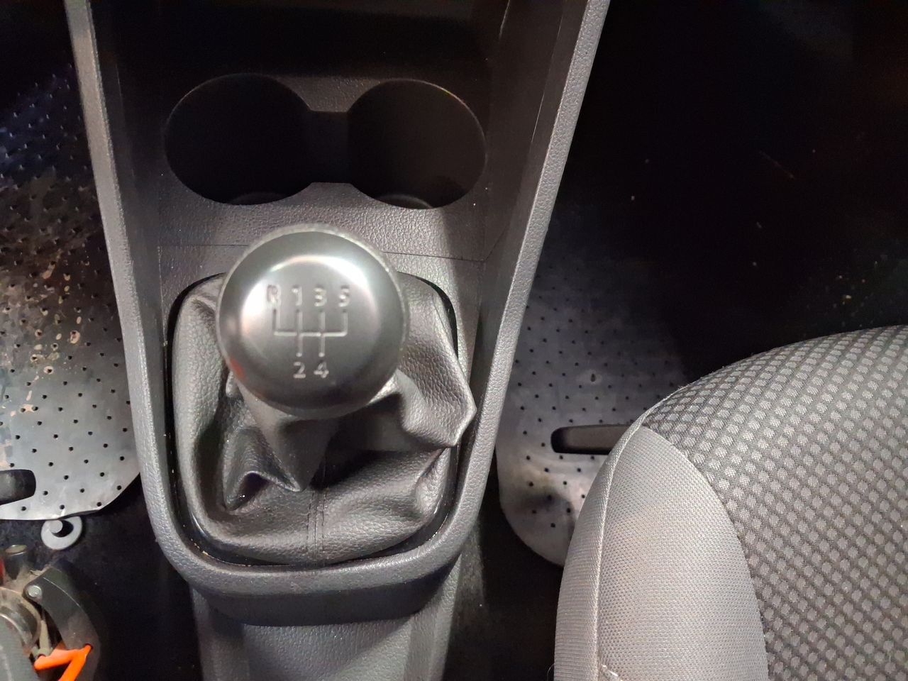 VOLKSWAGEN - 29