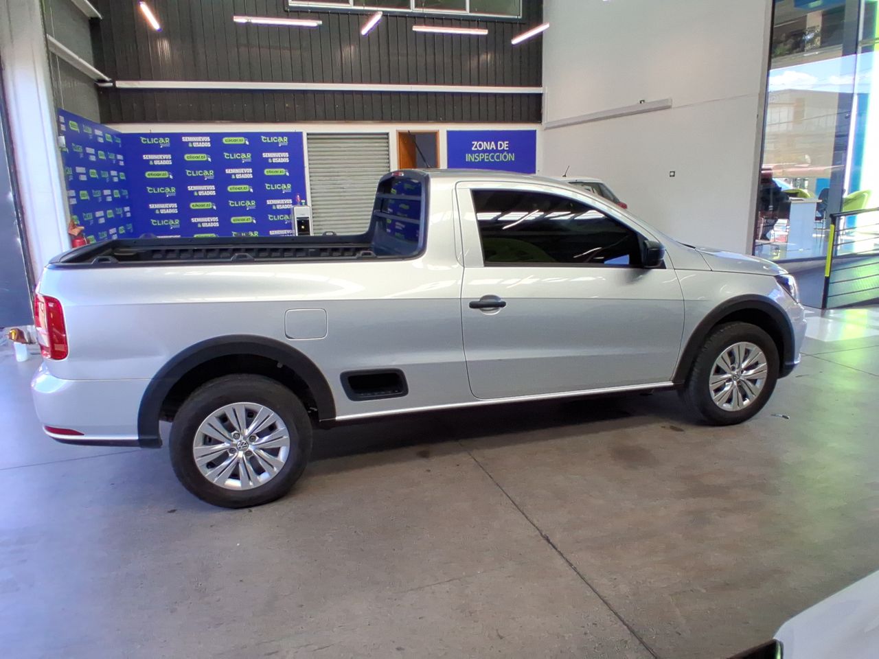 VOLKSWAGEN - 8