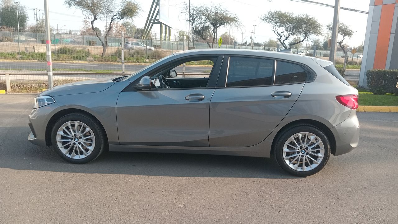 BMW - 4