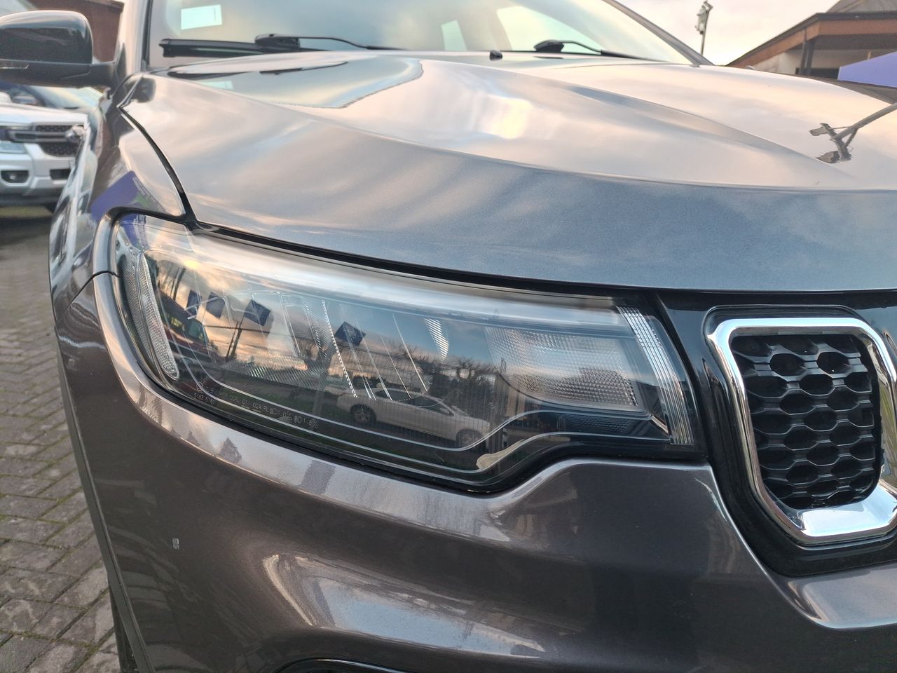 Jeep Compass — foto 11 de 28