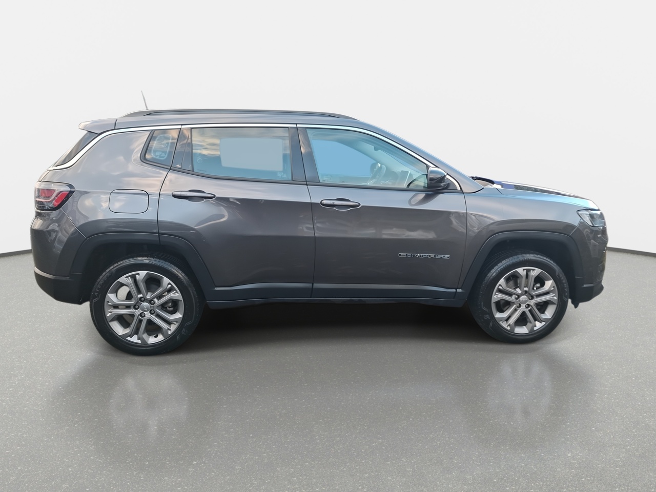 Jeep Compass — foto 9 de 36