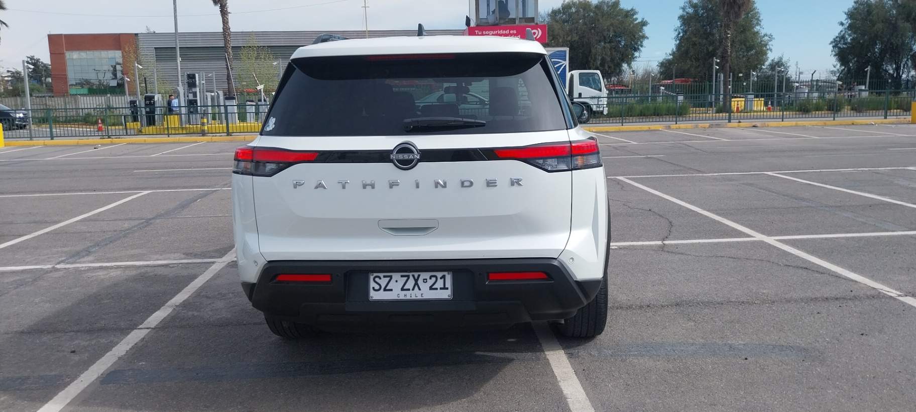 NISSAN - 5