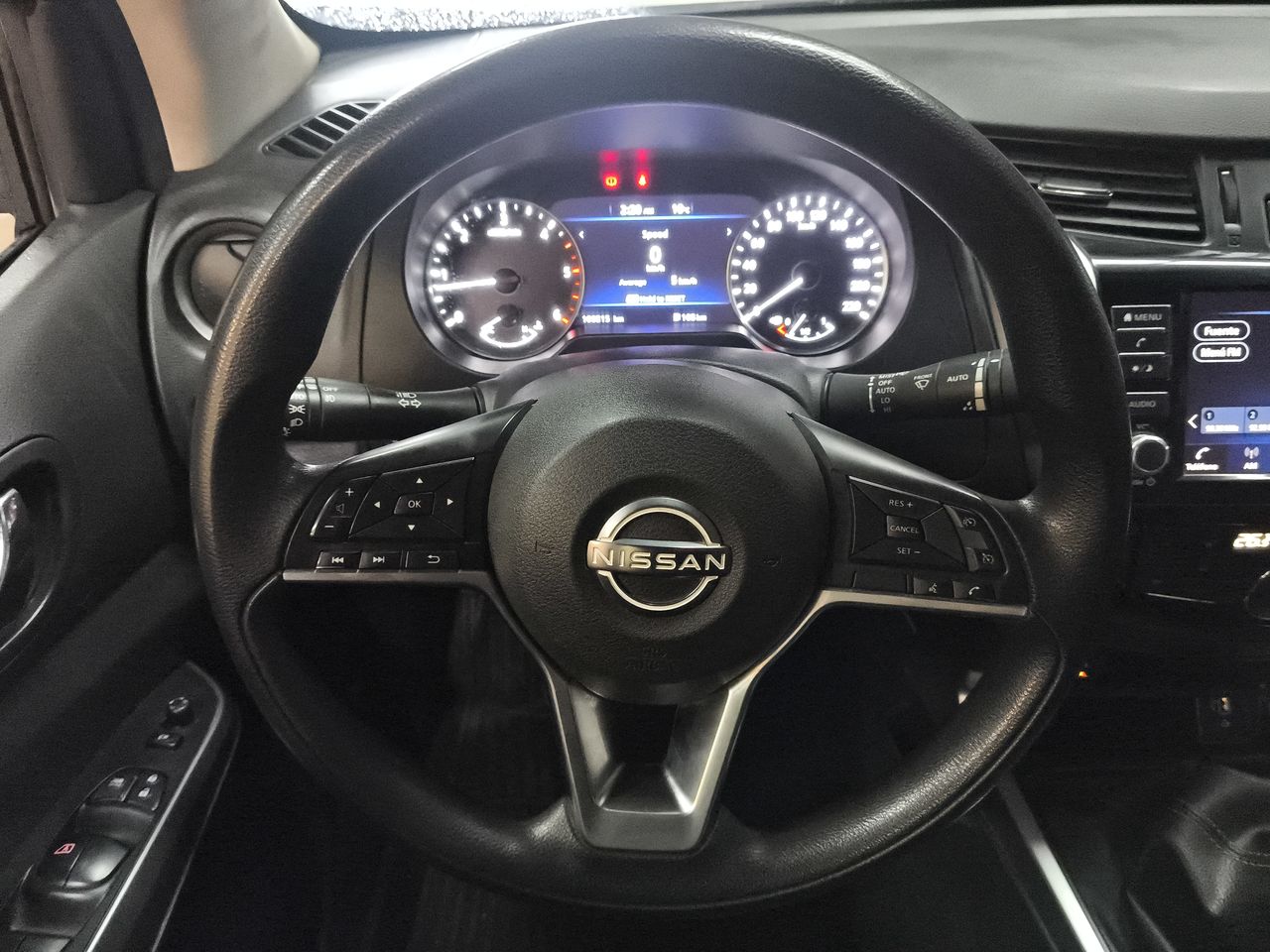 NISSAN - 18