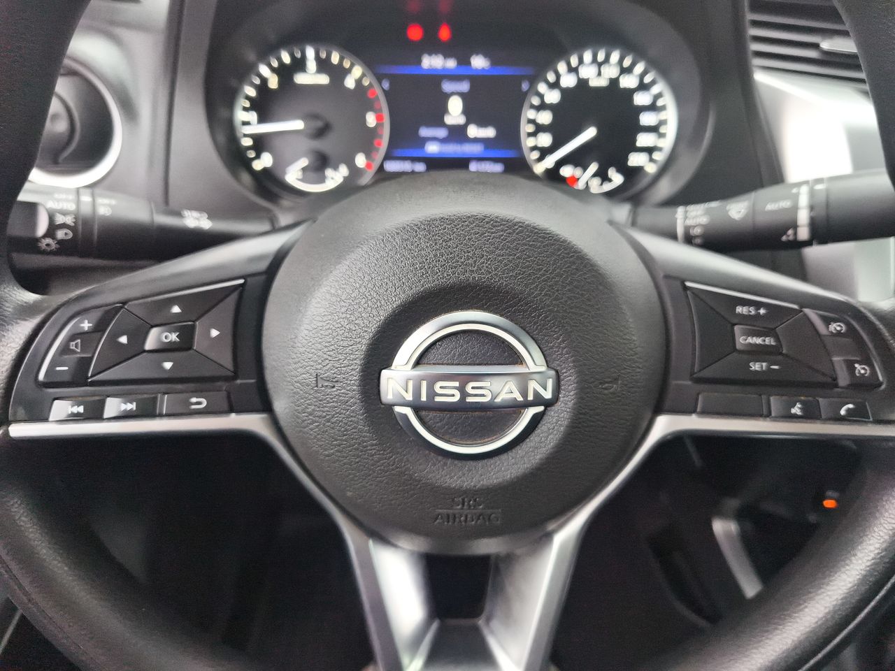 NISSAN - 19