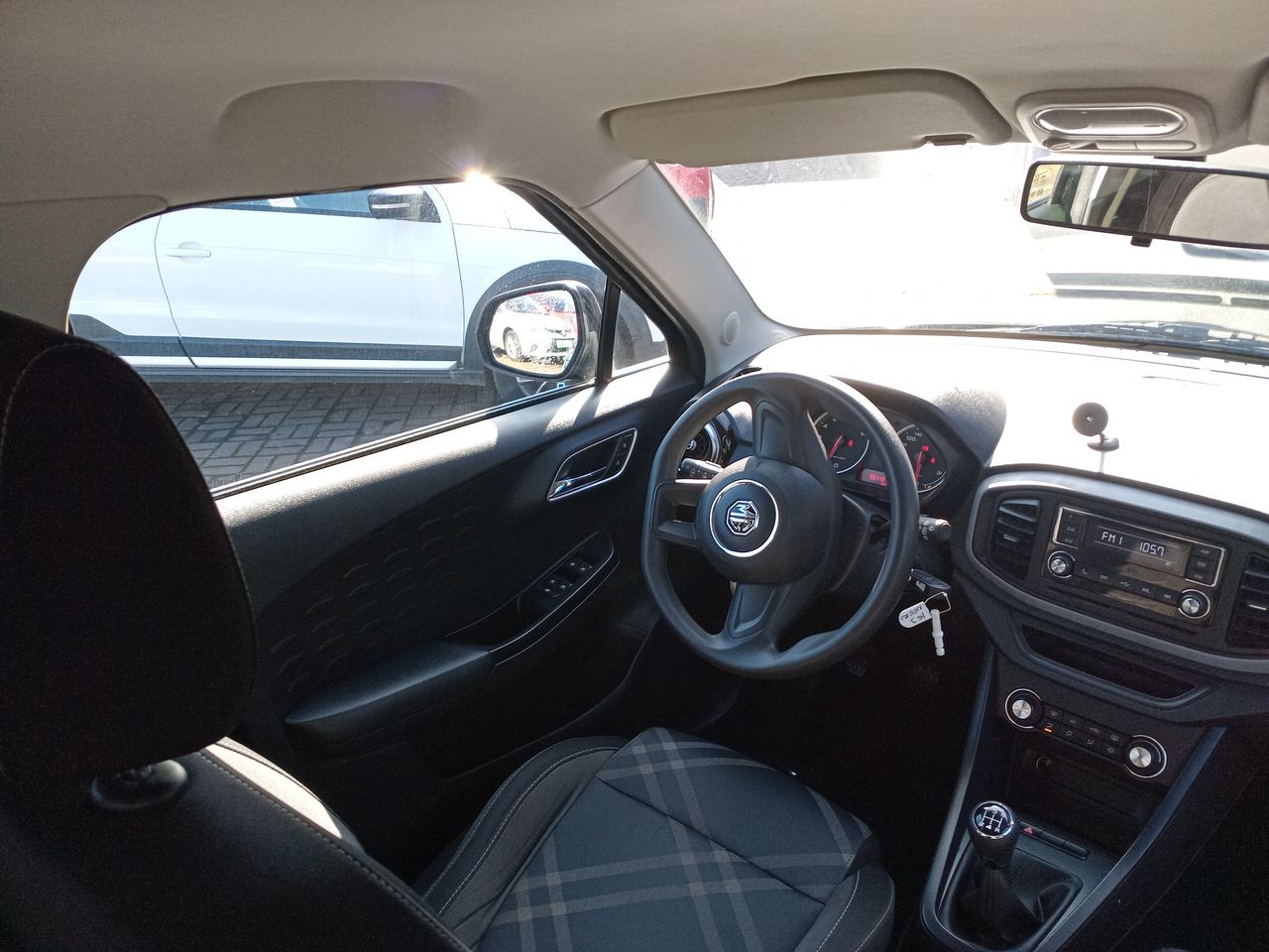 MG 3 — foto 9 de 24