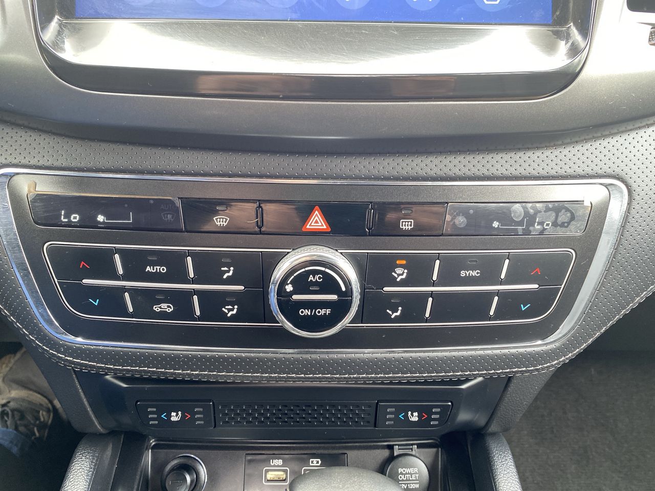 SSANGYONG - 28