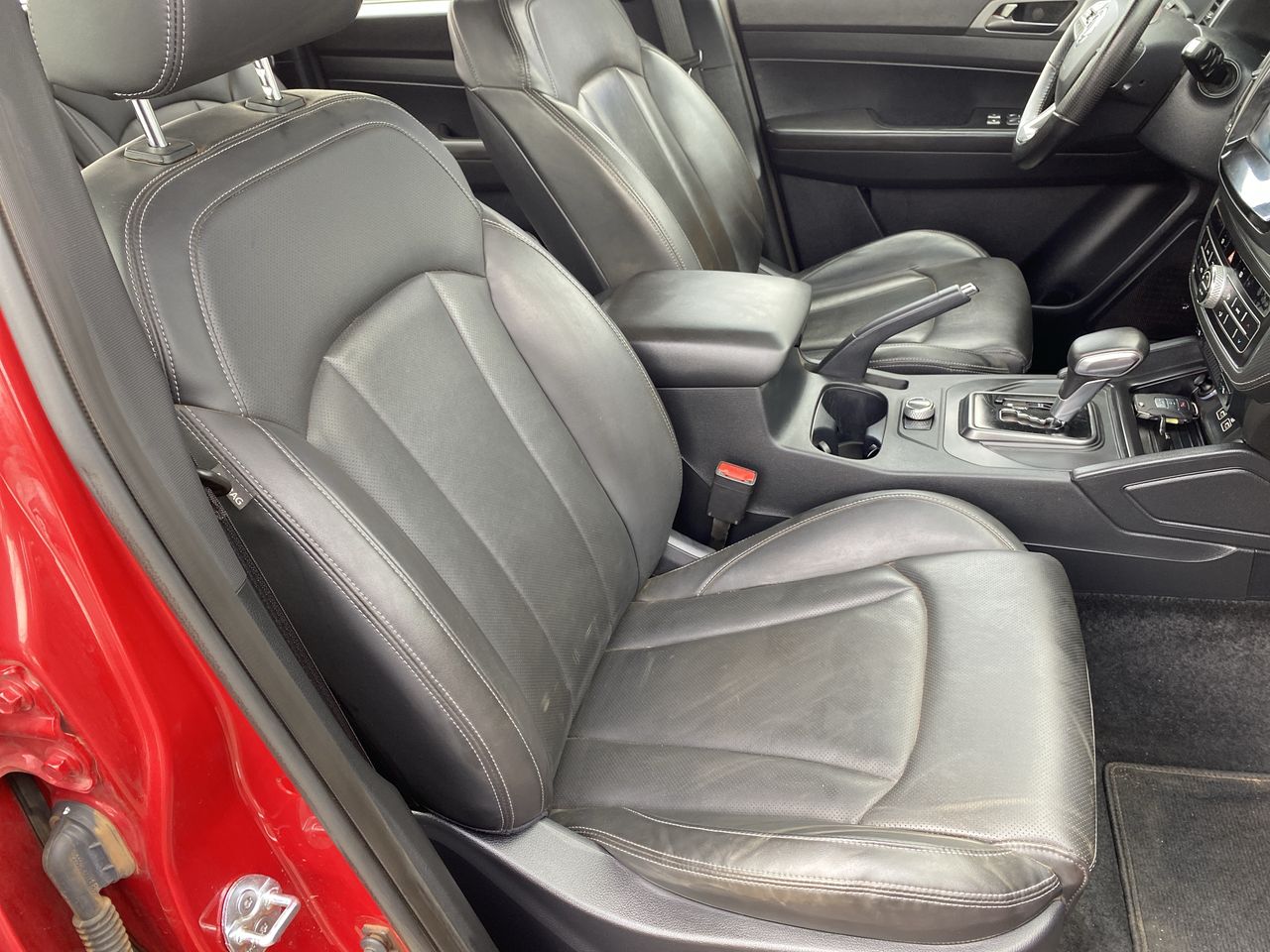 SSANGYONG - 32
