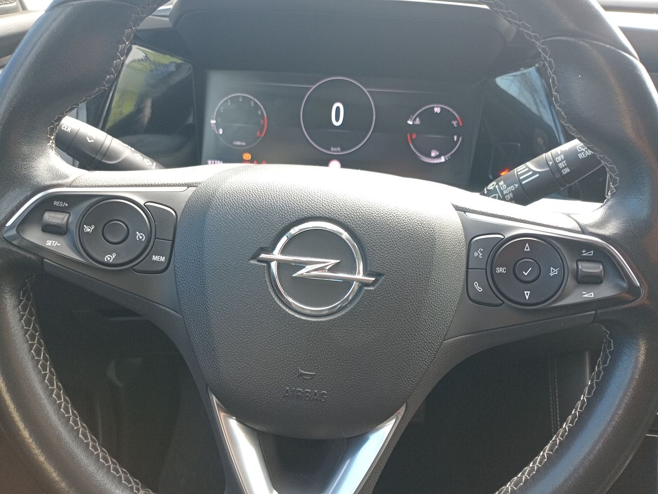 Audi Q2 — foto 24 de 33