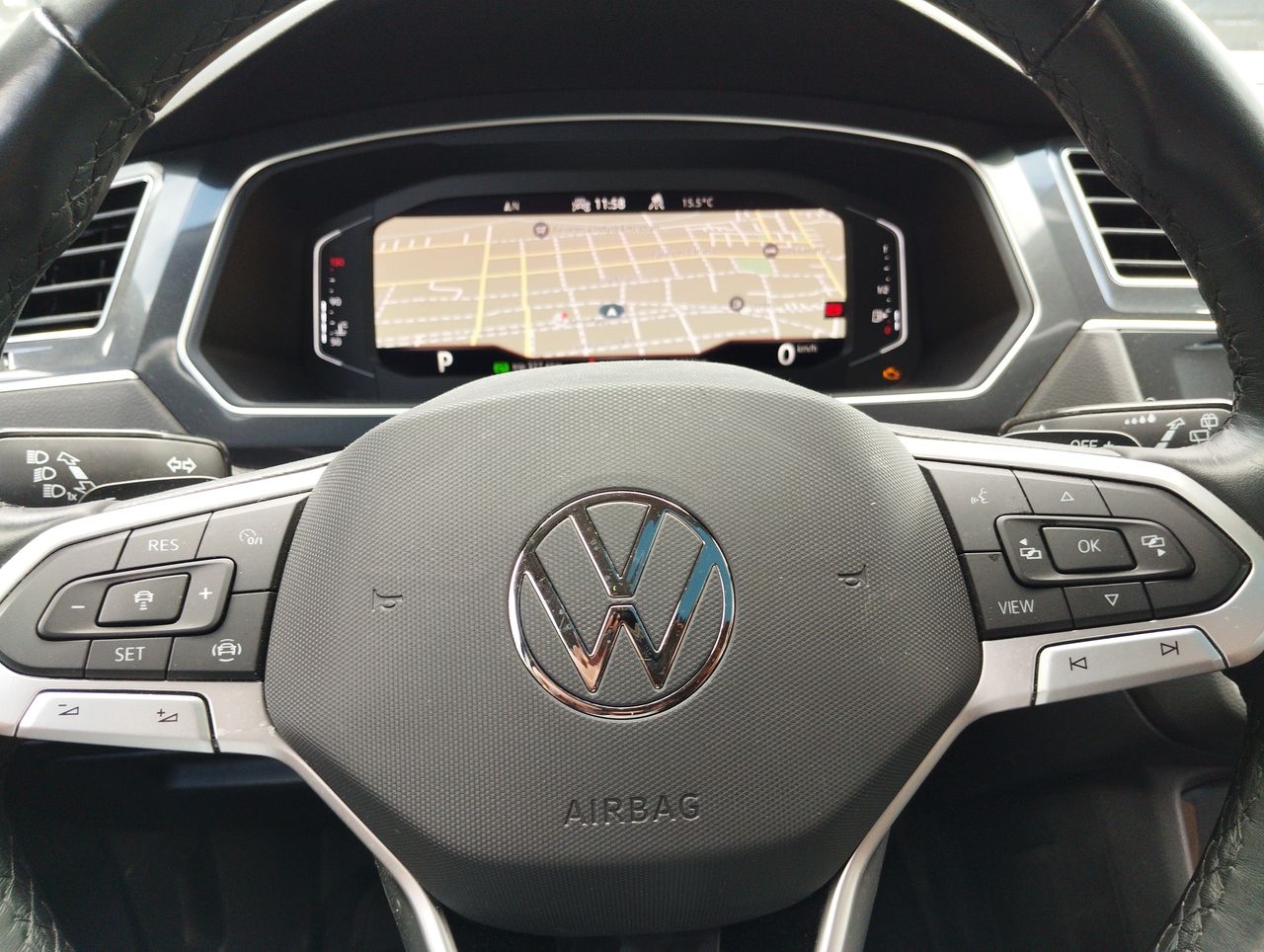 VOLKSWAGEN - 25