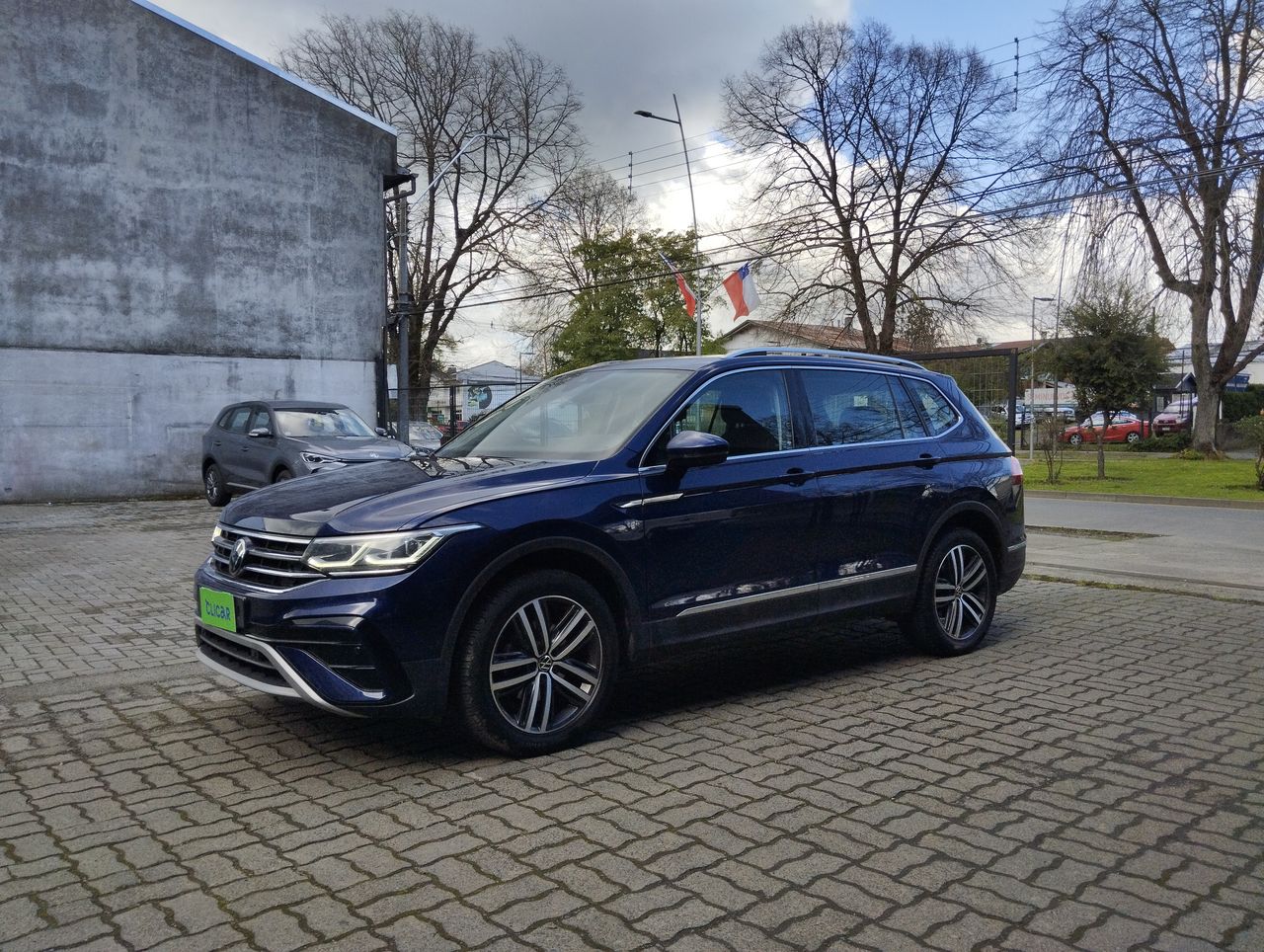 VOLKSWAGEN - 6