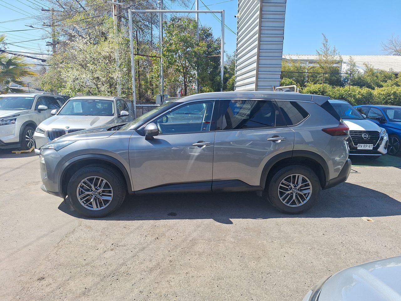 NISSAN - 4