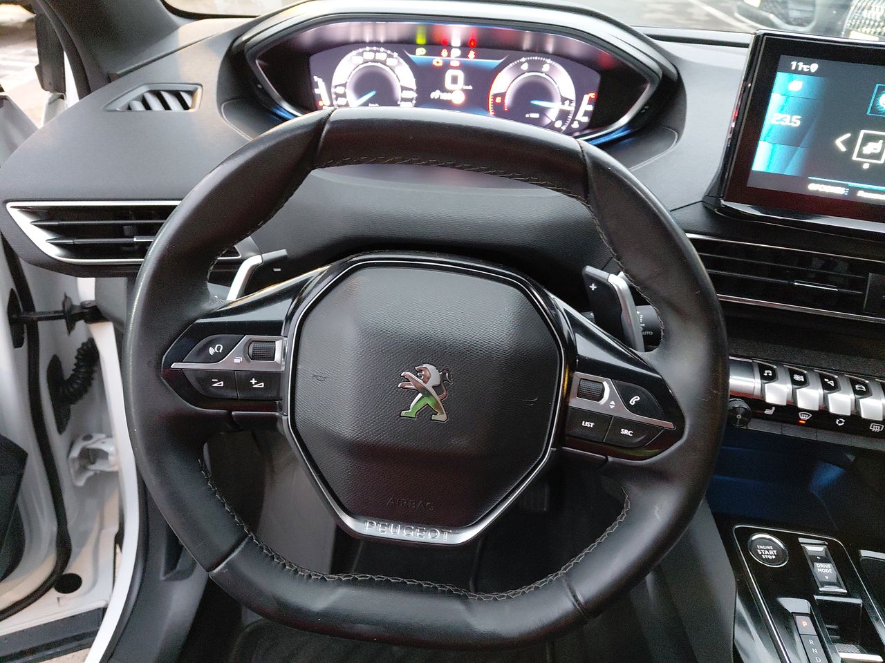 Peugeot 3008 — foto 24 de 34