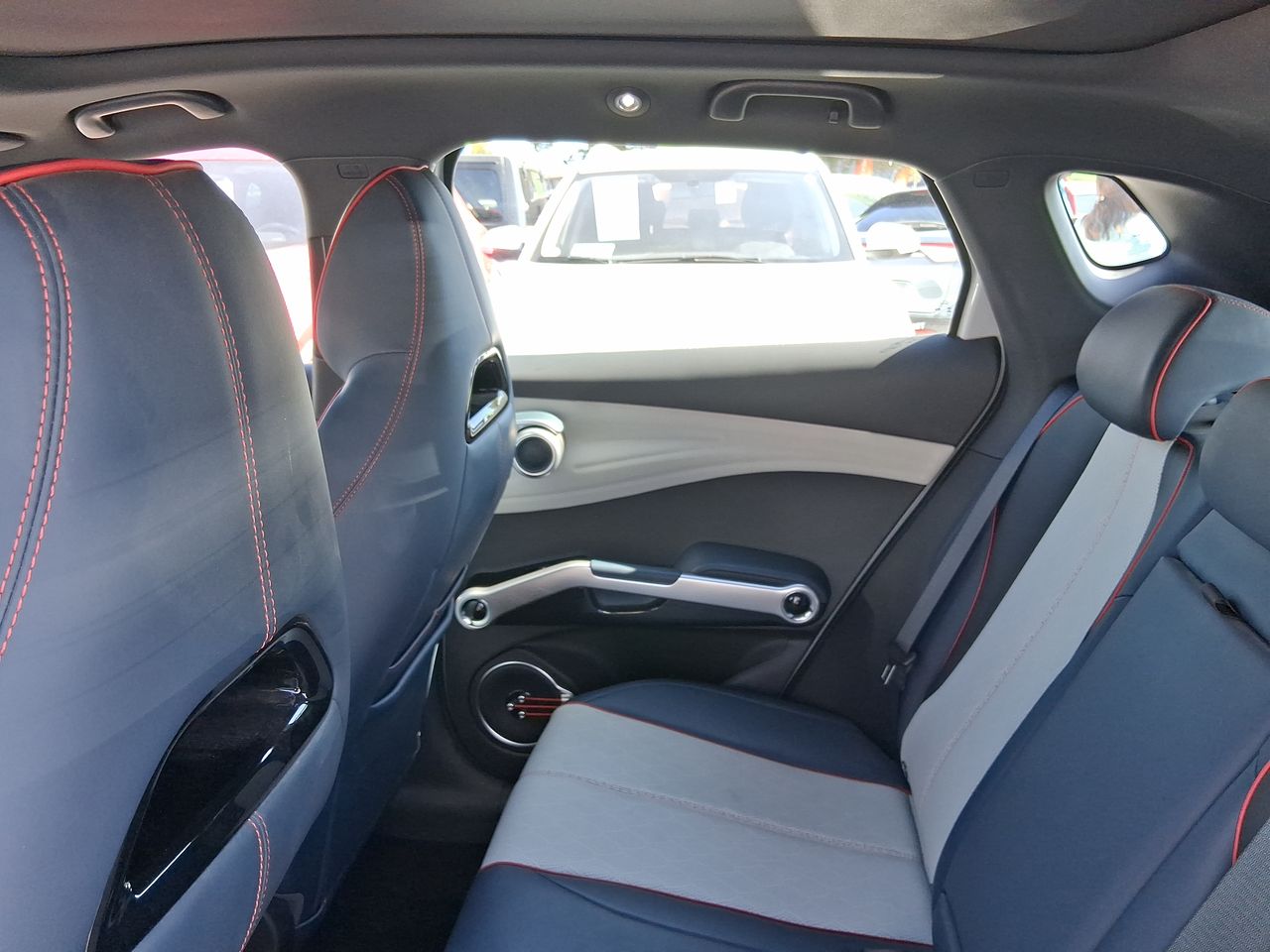 BYD - 11