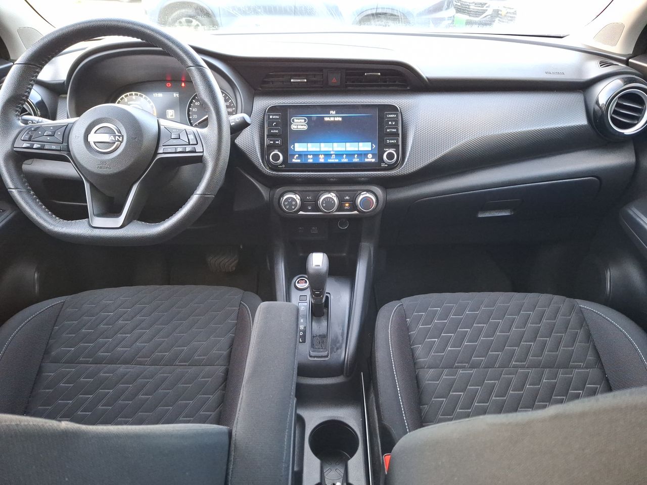 NISSAN - 9