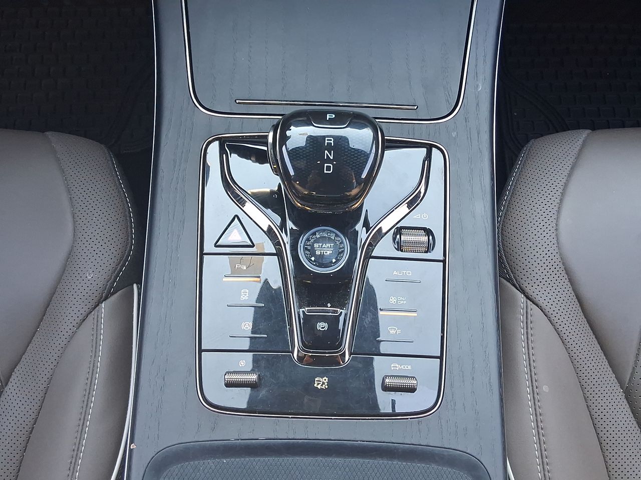 BYD - 26