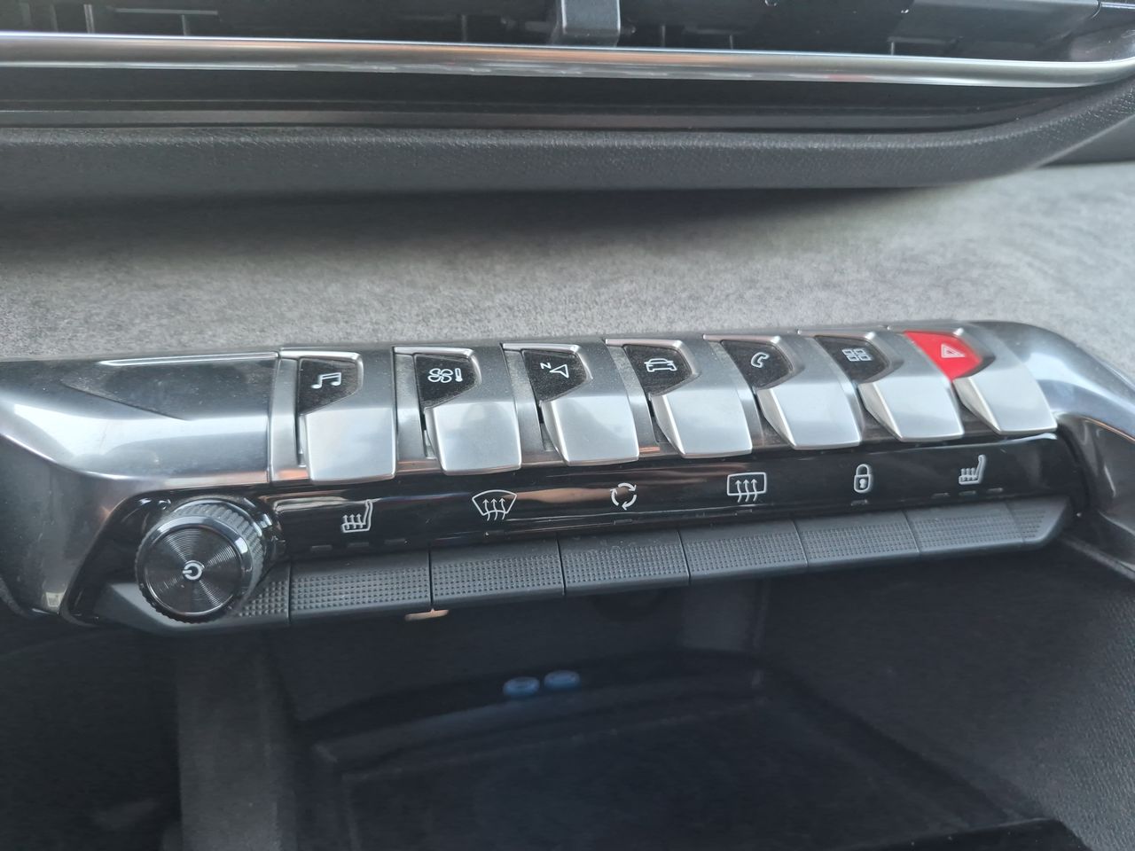 Peugeot 3008 — foto 29 de 35