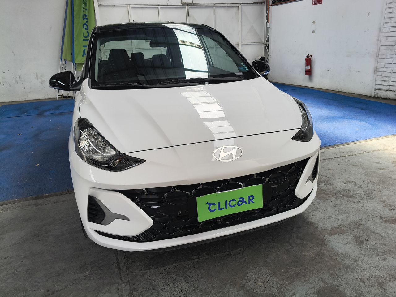 HYUNDAI - 2