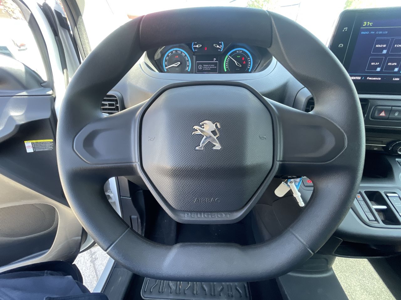 PEUGEOT - 24