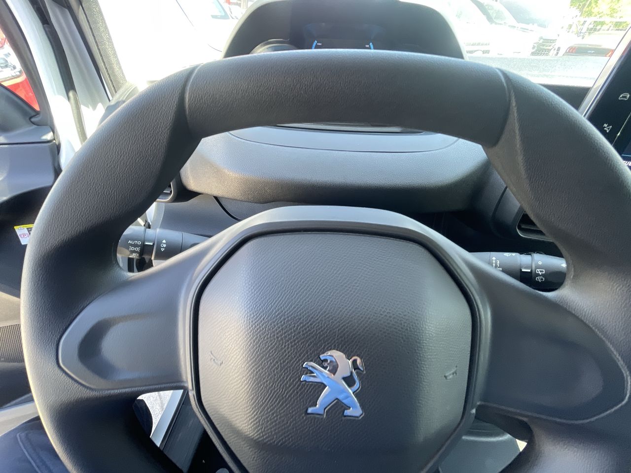 PEUGEOT - 25