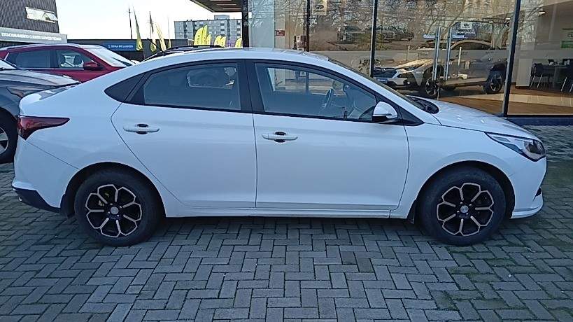 HYUNDAI - 3