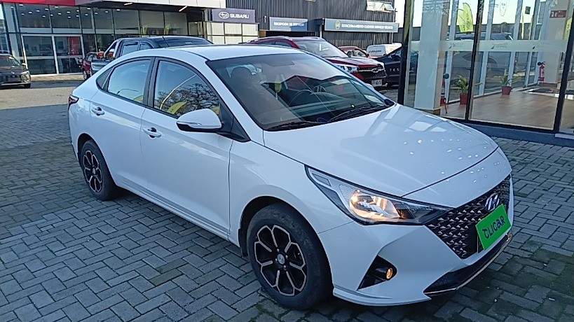 HYUNDAI