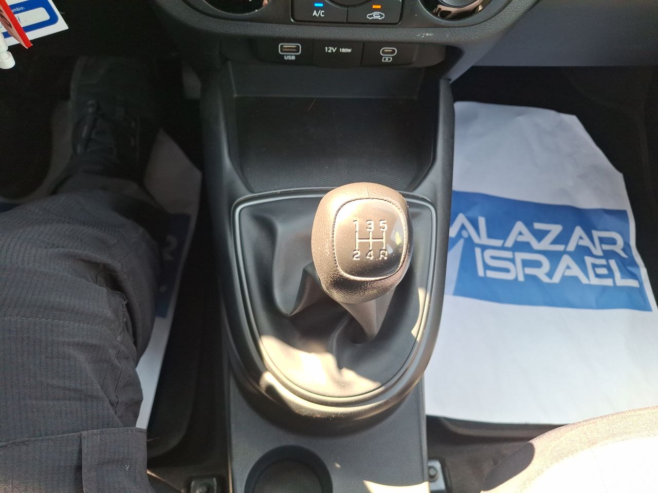 HYUNDAI - 28