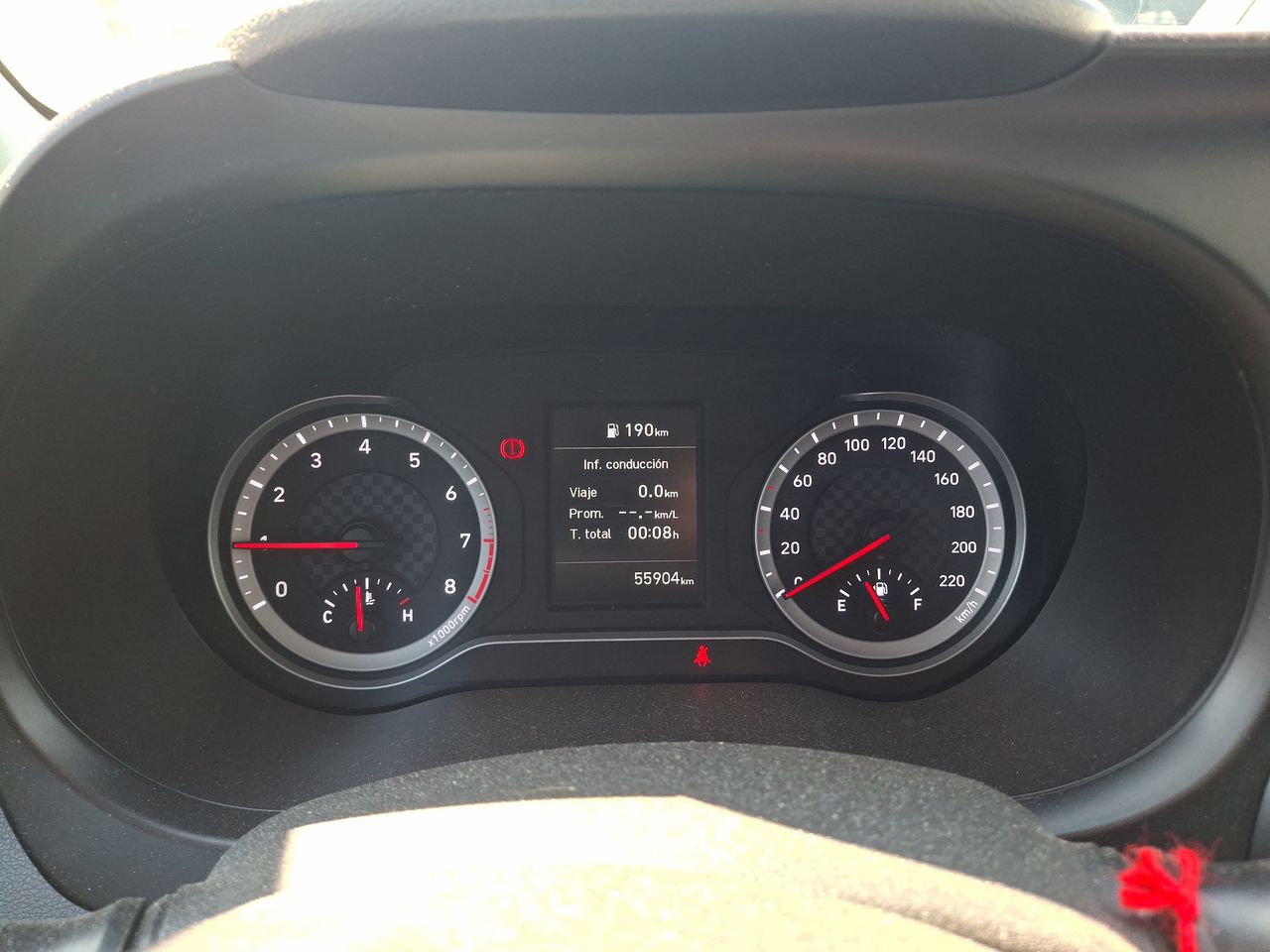 HYUNDAI - 24