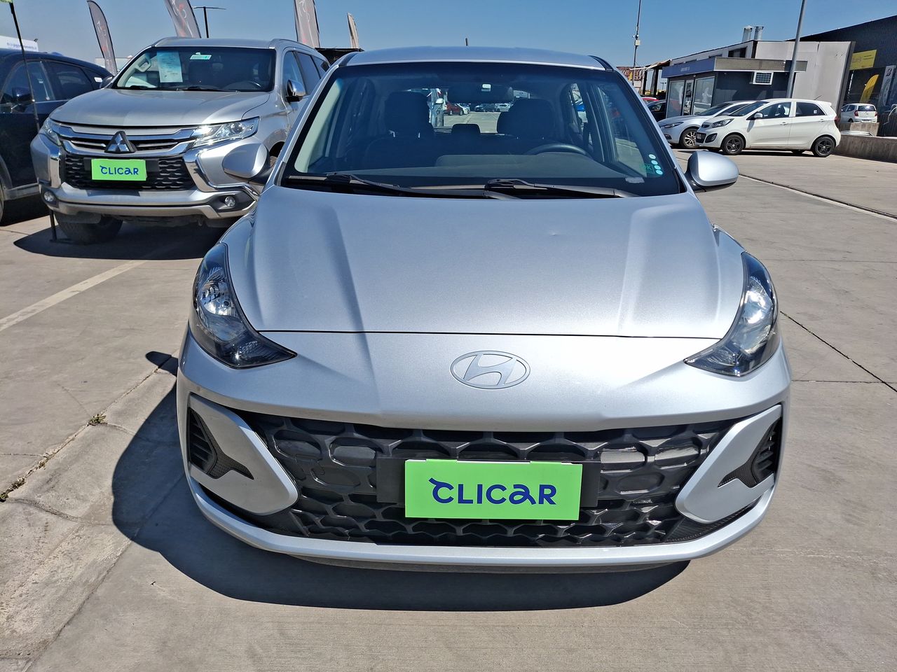 HYUNDAI - 2