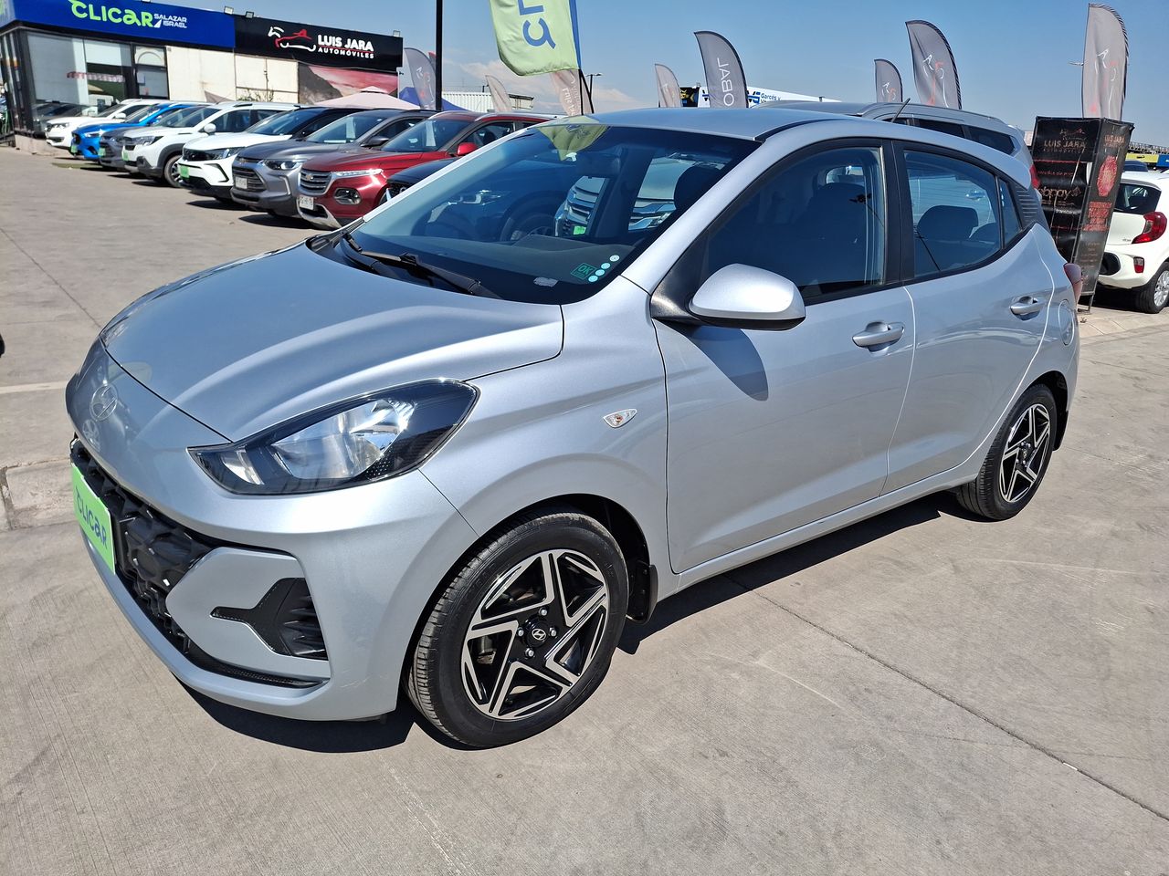 HYUNDAI - 3
