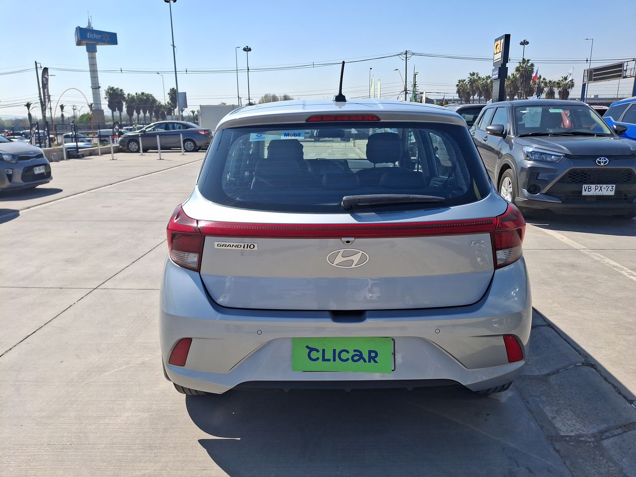 HYUNDAI - 6