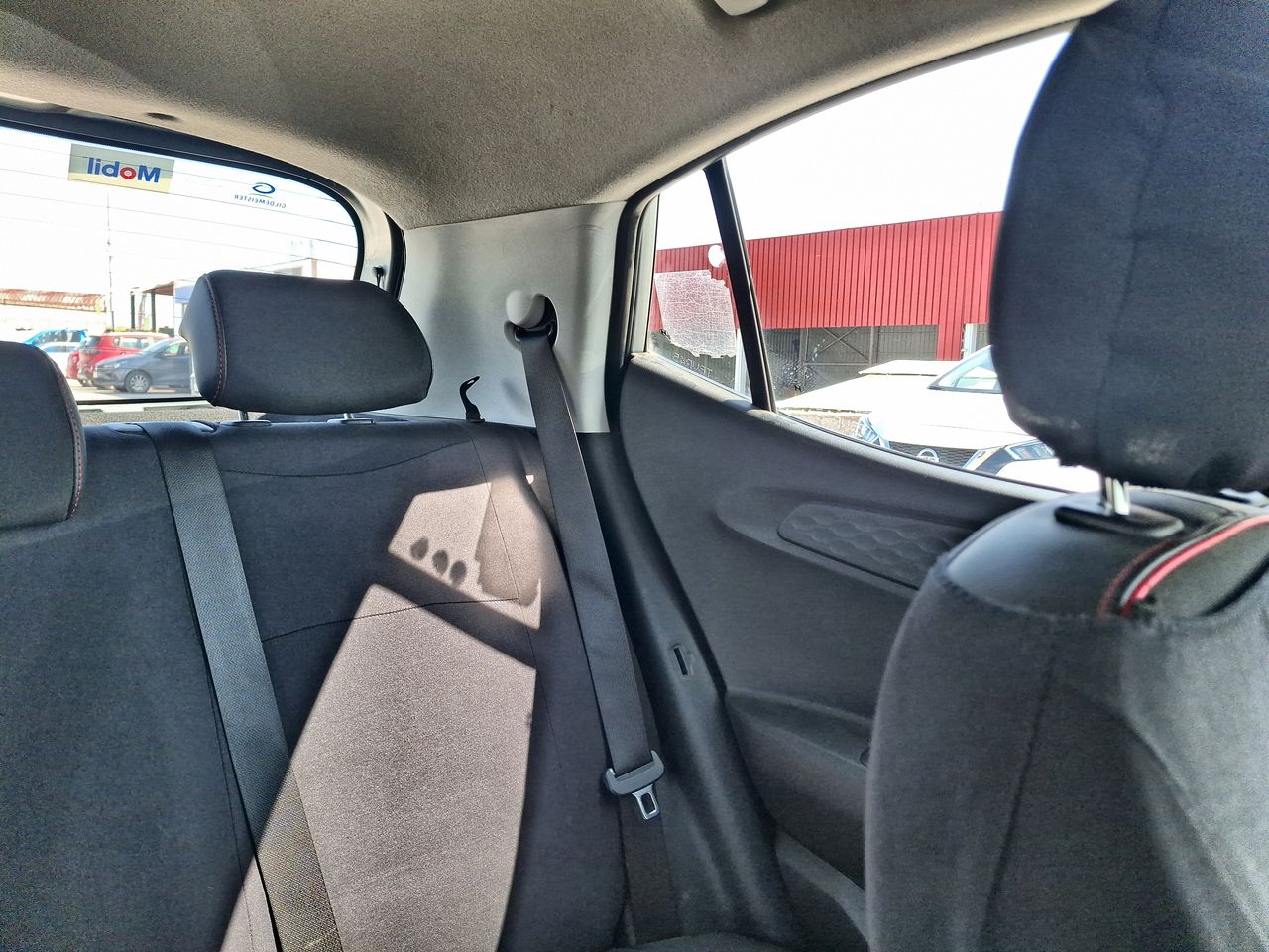 HYUNDAI - 14
