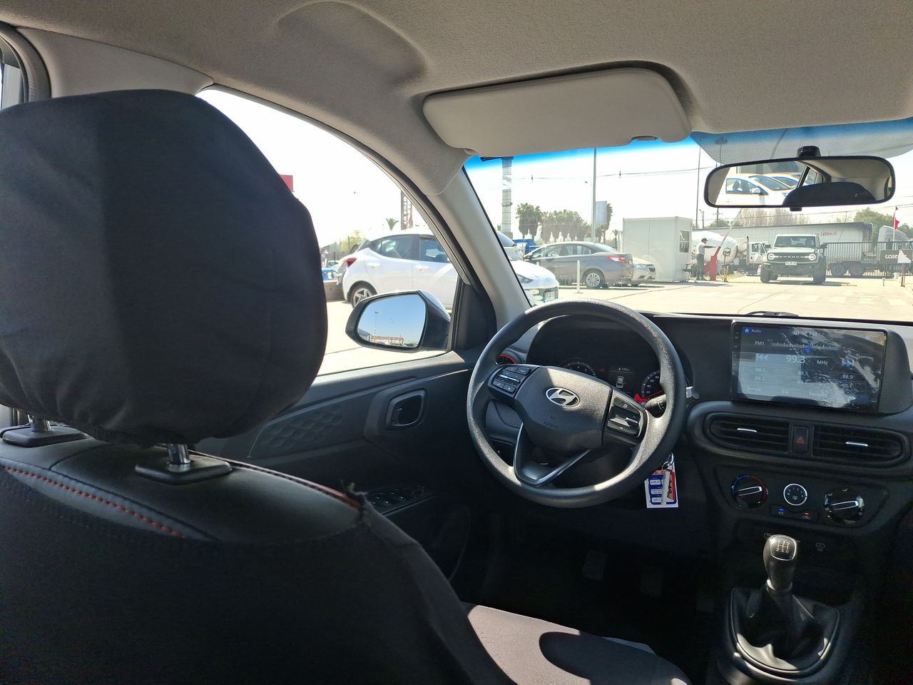 HYUNDAI - 16