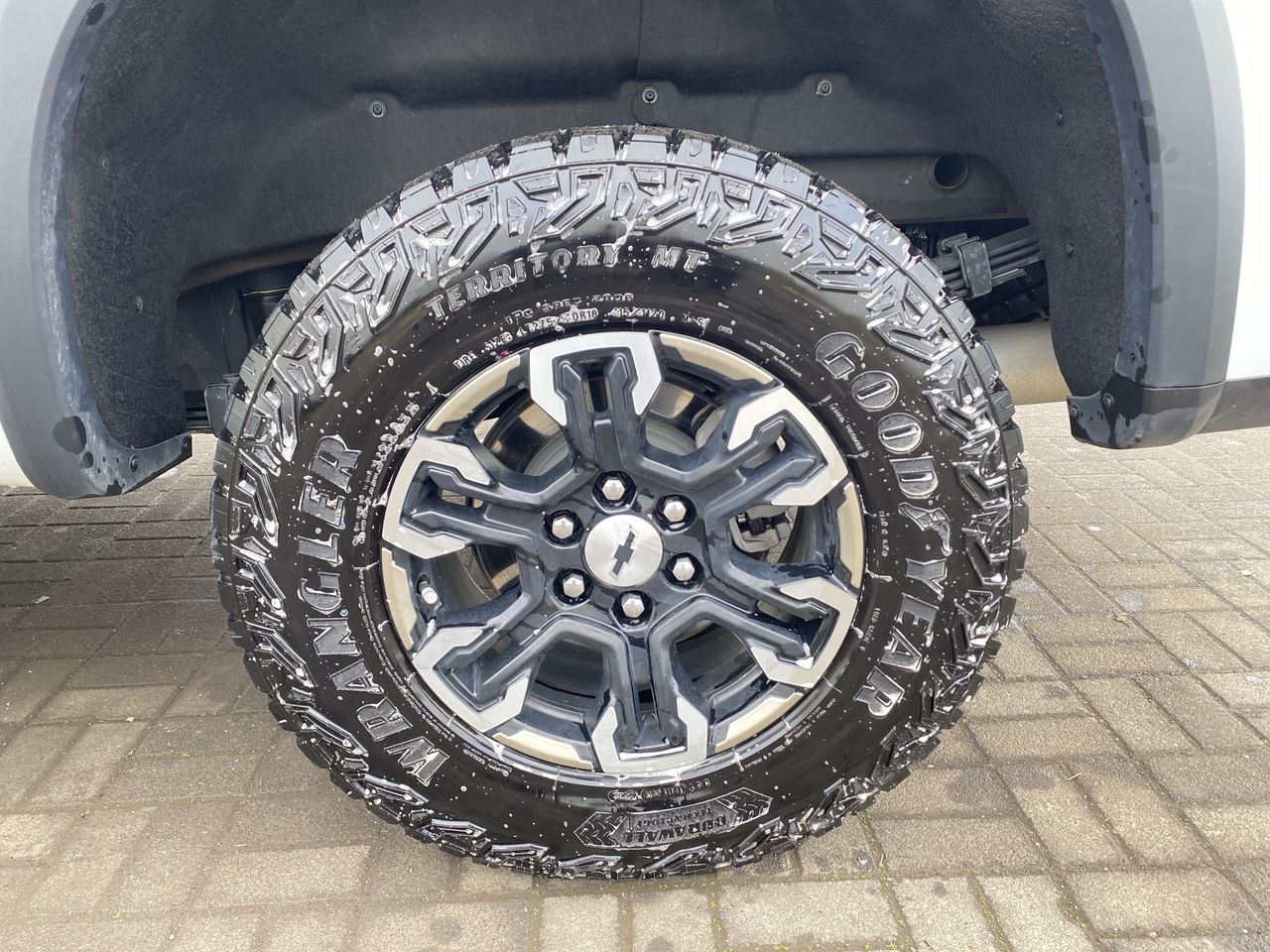 CHEVROLET - 15