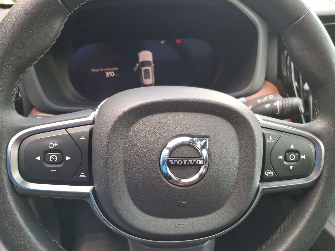VOLVO - 27