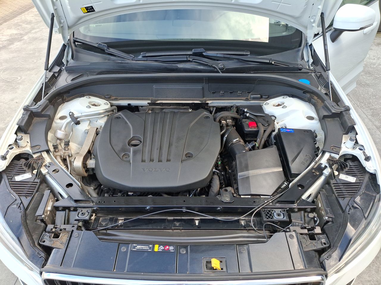 VOLVO - 18