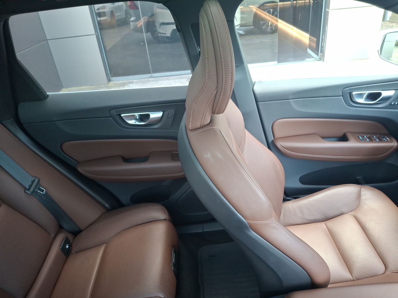 VOLVO - 15