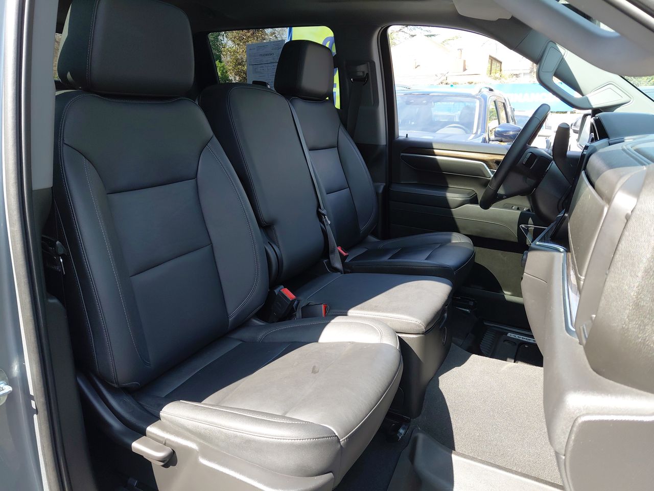 Chevrolet Silverado — foto 33 de 35