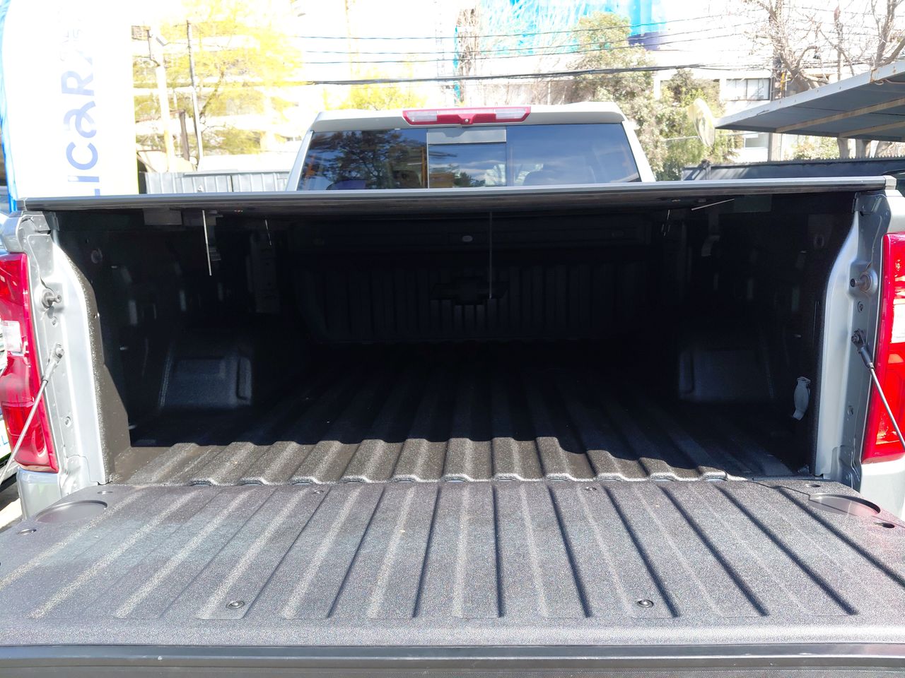 Chevrolet Silverado — foto 20 de 35